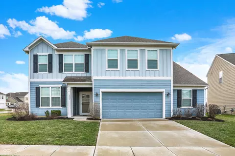 5247 Crowley Pkwy, Whitestown, IN 46075