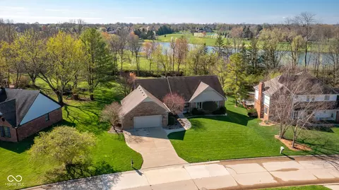 4063 Millstream Rd, Greenwood, IN 46143
