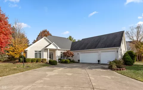 1853 Water Oak Ct, Avon, IN 46123