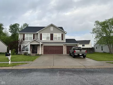 804 Seabreeze Dr, Avon, IN 46123