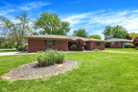 2306 Everett St, Crawfordsville, IN 47933