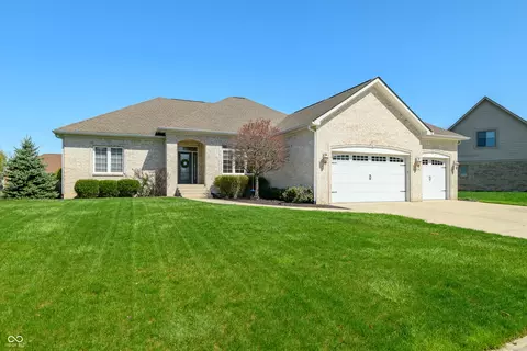 4858 Brentridge Pl, Greenwood, IN 46143