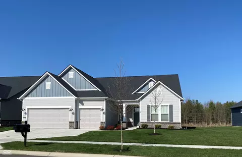2755 Ruffian Dr, Westfield, IN 46074