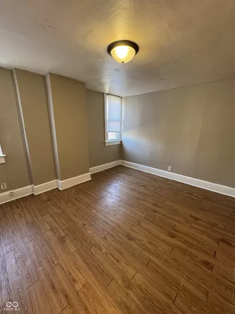 3528 E 10th St, Indianapolis, IN 46201 photo 13