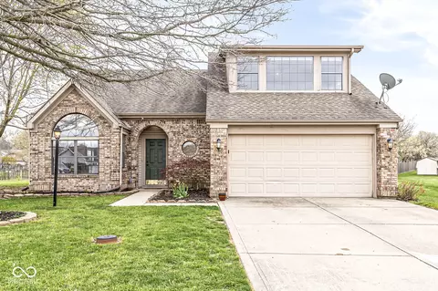 7715 High View Cir, Indianapolis, IN 46236