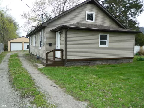 231 Mann Ave, Austin, IN 47102