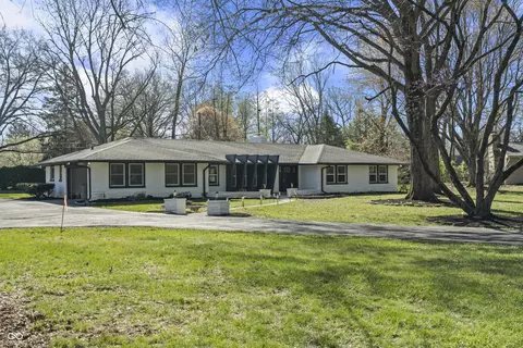 6025 Crows Nest Dr, Indianapolis, IN 46228