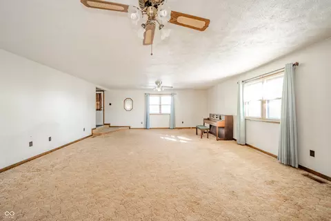 Living - 9056 E 650 N, Wilkinson, IN 46186 photo 2 of 10