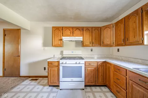 Kitchen - 9056 E 650 N, Wilkinson, IN 46186 photo 3 of 7