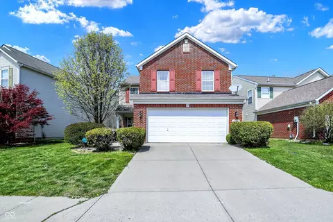 8116 Barksdale Way, Indianapolis, IN 46216