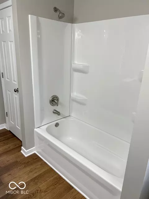 Bath - 7440 S 250 W, Pendleton, IN 46064 photo 6 of 7