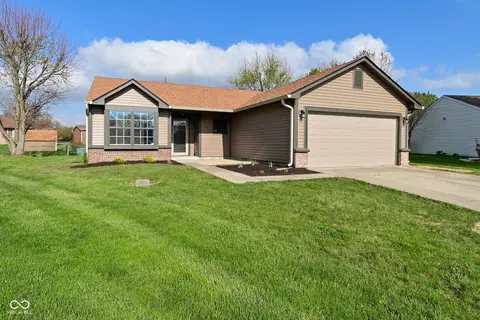 2206 Tansel Crossing Cir, Indianapolis, IN 46234