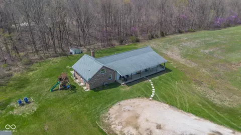 9009 Delany Rd, Freedom, IN 47431