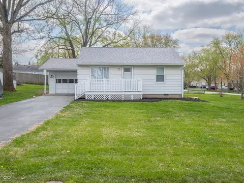 4897 Walker St, Greenwood, IN 46143