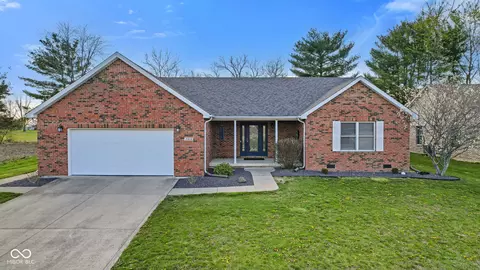 2511 Countryside Westview Dr, Shelbyville, IN 46176