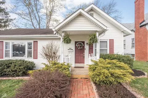 356 S Washington St, Danville, IN 46122