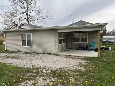 3993 E Us Highway 40, Brazil, IN 47834