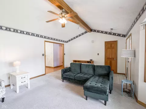 Living - 575 Crestpoint Ln, Plainfield, IN 46168 photo 4 of 6