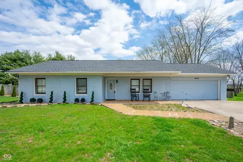 20892 Overdorf Rd, Noblesville, IN 46062