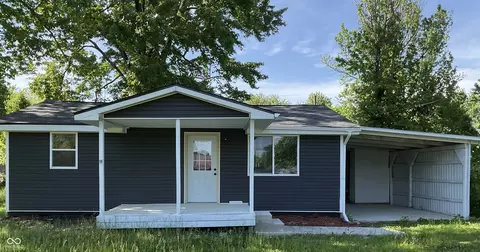 325 Broadway St, Austin, IN 47102