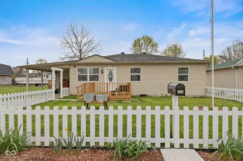 409 W Pike St, Martinsville, IN 46151