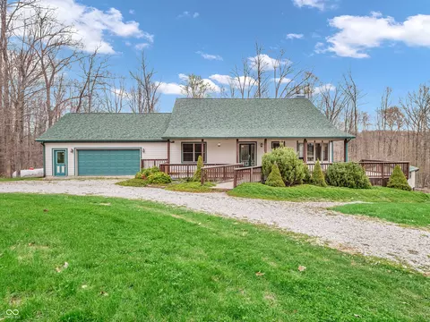 3504 Morgan Oaks Cir, Martinsville, IN 46151