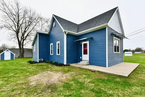 10880 N 23rd St, Elwood, IN 46036