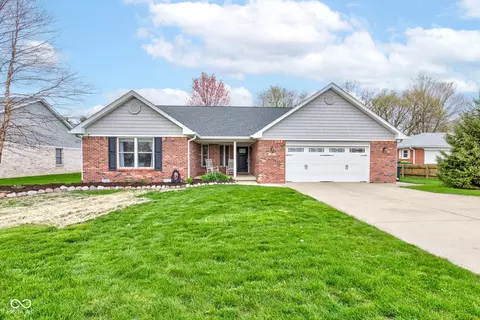 1707 Lafayette Ave, Lebanon, IN 46052