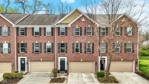 967 Orlando St, Carmel, IN 46032