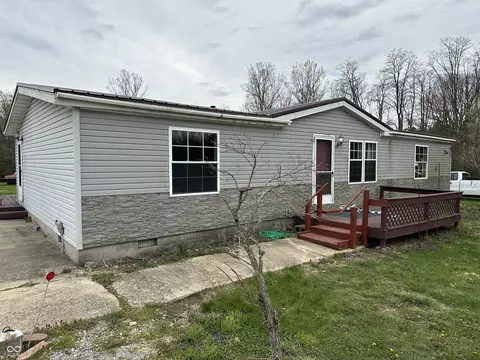 301 W Garden St, Ladoga, IN 47954