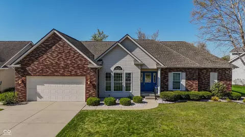 1927 Westminster Pl, Columbus, IN 47201