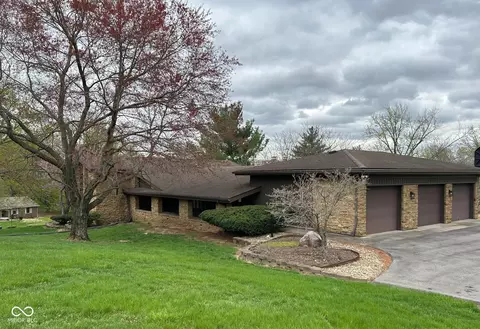8801 Ridge Hill Dr, Indianapolis, IN 46217