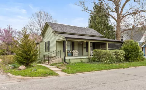 415 S East St, Plainfield, IN 46168 photo 2