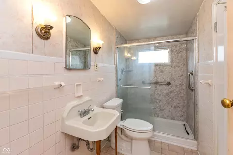 415 S East St, Plainfield, IN 46168 photo 17