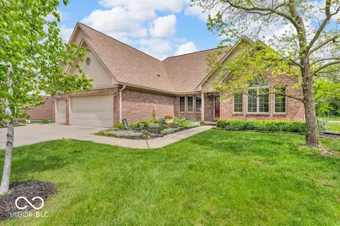 7113 Lakeside Woods Dr, Indianapolis, IN 46278