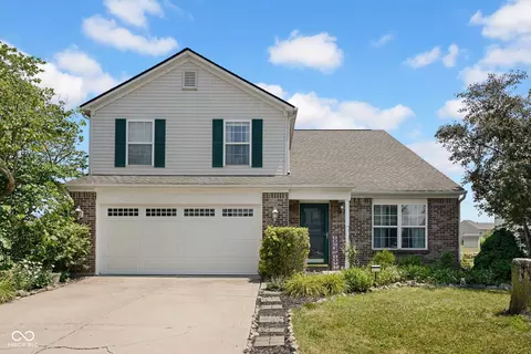 1280 Summer Ridge Ln, Brownsburg, IN 46112