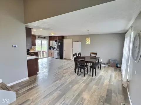 3703 E Gore St, Columbus, IN 47201 photo 10