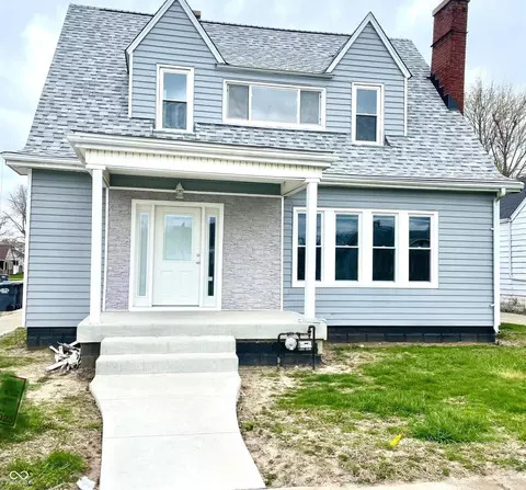 902 E 31st St, Anderson, IN 46016