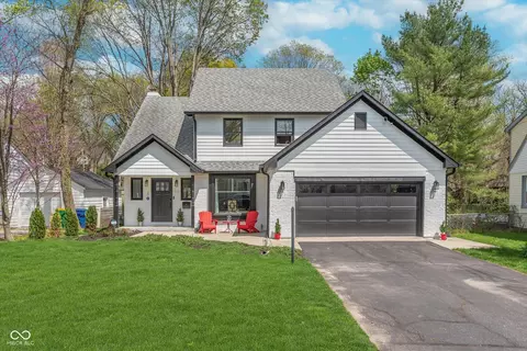 333 S 4th St, Zionsville, IN 46077