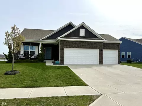 8755 Stoddard Ln, Indianapolis, IN 46217