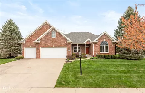 16350 Quartz Dr, Noblesville, IN 46060