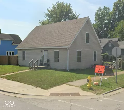 205 S 8th St, Noblesville, IN 46060