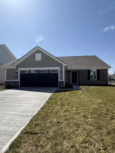 829 Arkansas Ct, Westfield, IN 46074