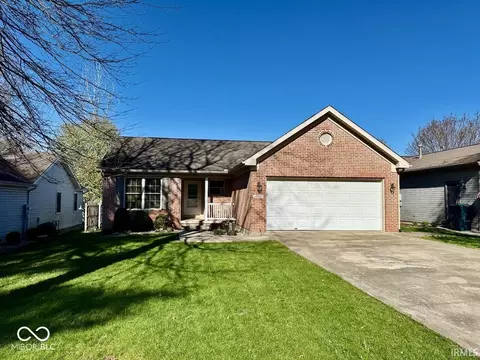 305 S Schroeder Rd, Muncie, IN 47304