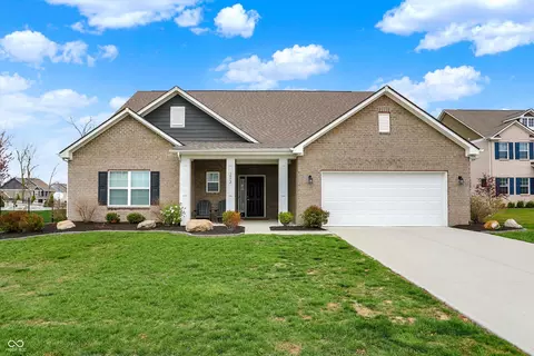 3572 Westmore Cir, Bargersville, IN 46106