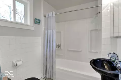 Bath - 1120 E 1st St, Bloomington, IN 47401 photo 3 of 4