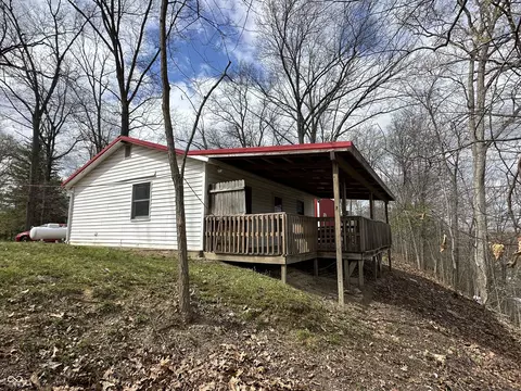 2975 High Rock Dr, Martinsville, IN 46151