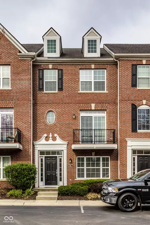 1057 3rd Ave NW, Carmel, IN 46032