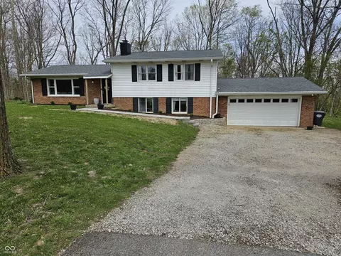 366 E 200 N, Franklin, IN 46131