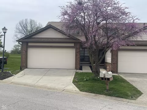 599 Cielo Vista Dr, Greenwood, IN 46143